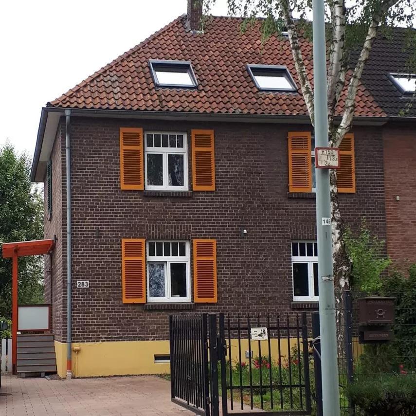 Helles Dachgeschoss-Appartement Krefeld Phòng bức ảnh